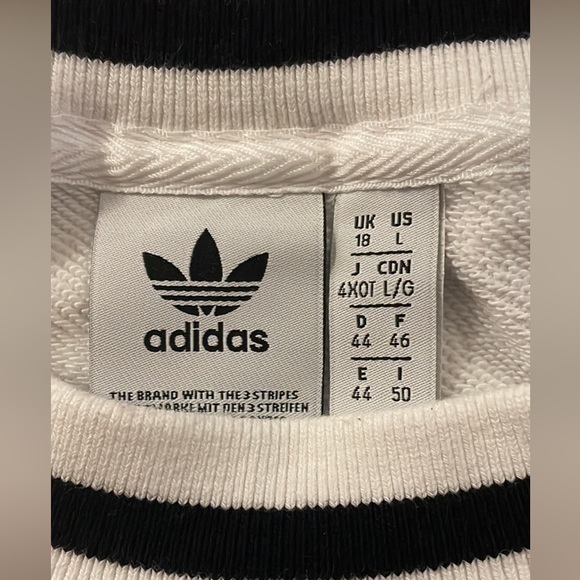 Cropped adidas original sweatshirt - Picture 2 of 2